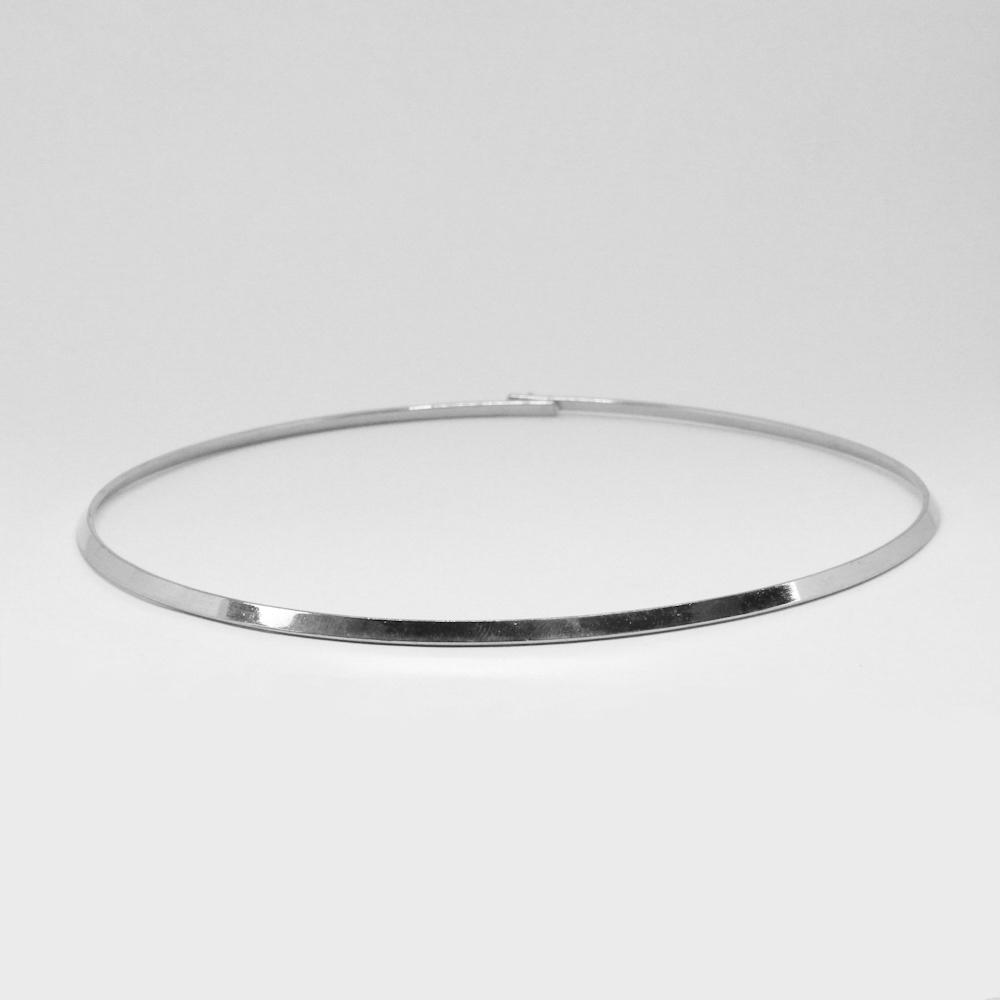 Omega Cerrada Fija Nickel – Tono níquel
