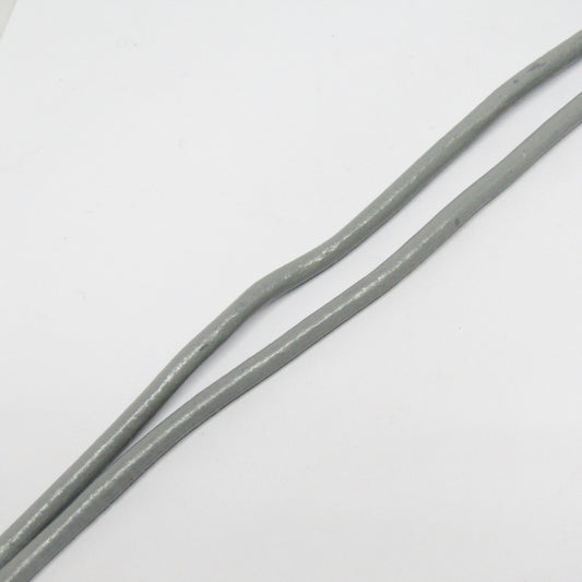 Cuero Natural Liso 3mm Plateado