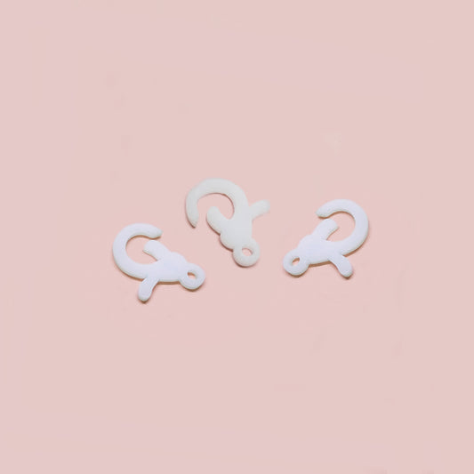 Porta Mascarilla Broche Perico Acrílico 15 x 10mm x 4pcs