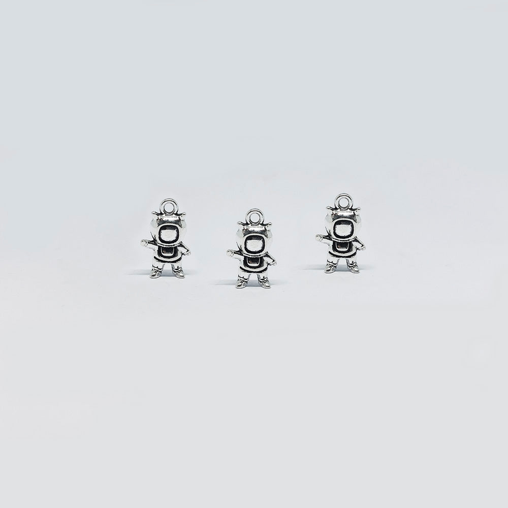 Pewter Dije Astronauta 61554 16 x 10mm – Envejecido