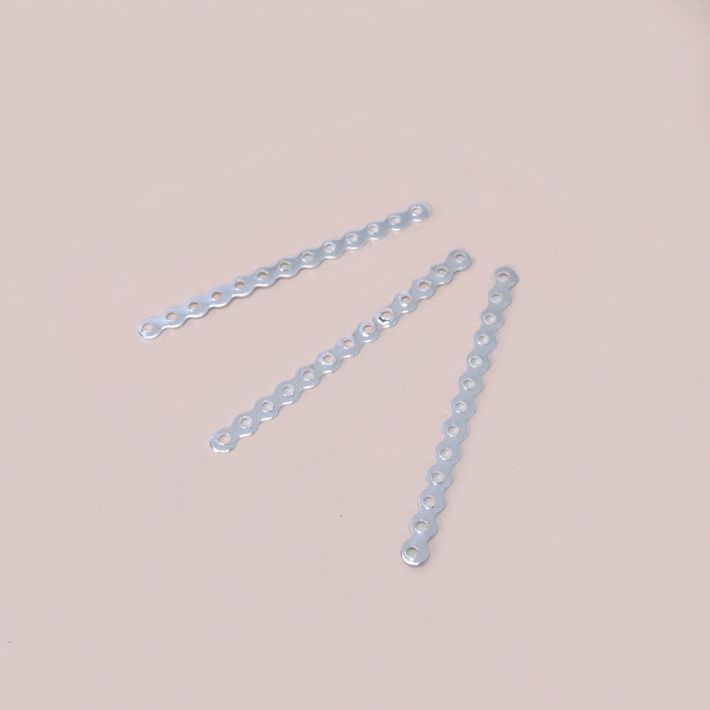 SEPARADOR ONDULADO 13 AGUJEROS *45MM PLATEADO *20PCS