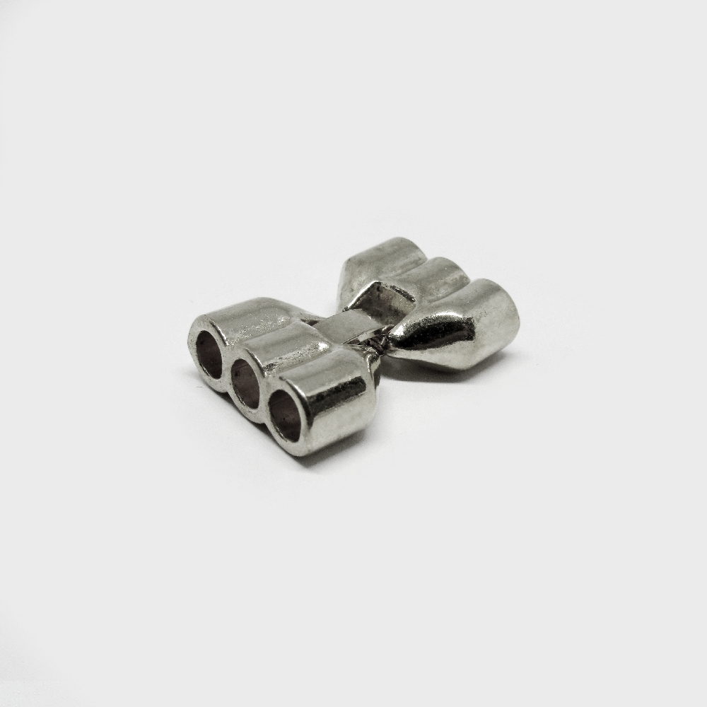 BROCHE SAMAK PARA CUERO 5MM REDONDO TRIPLE PLATEADO 30*21MM
