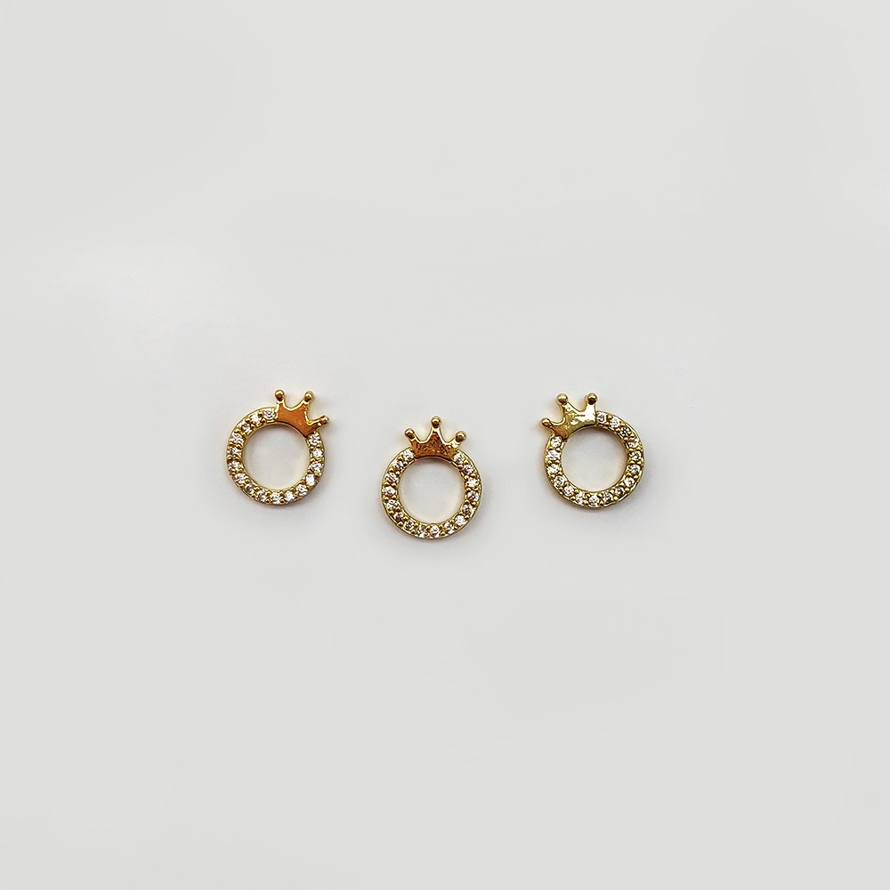 DIJE CIRCULO CORONA DORADO CON CIRCONITA 11*9MM