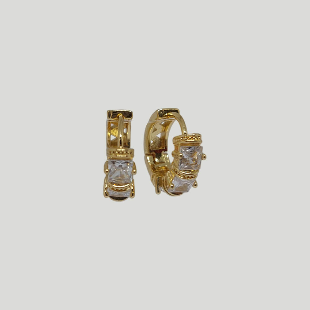 ARGOLLA HUGGIE ARETE BANO ORO DORADO CON CIRCONITA 16MM